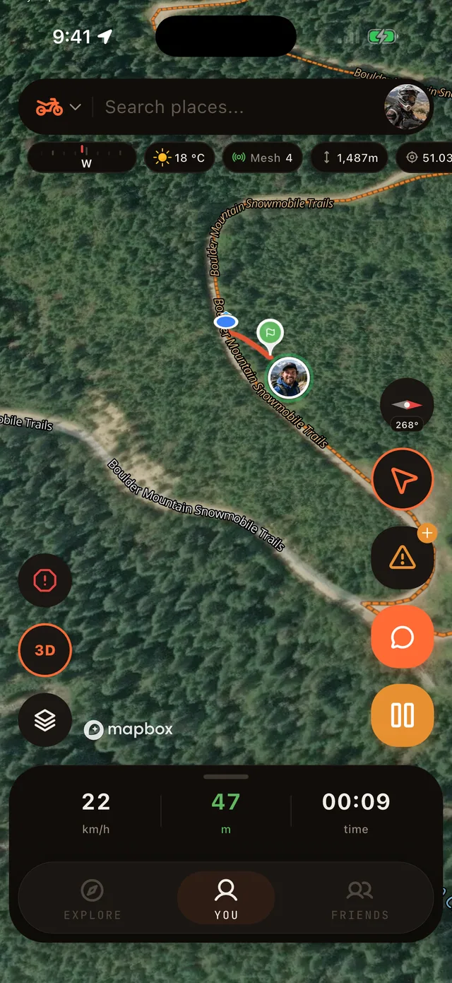 Live ride screen with speed, distance and elapsed time over the recorded trail